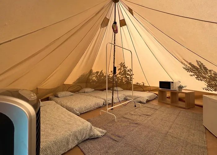 Camping & Glamping Muineira
